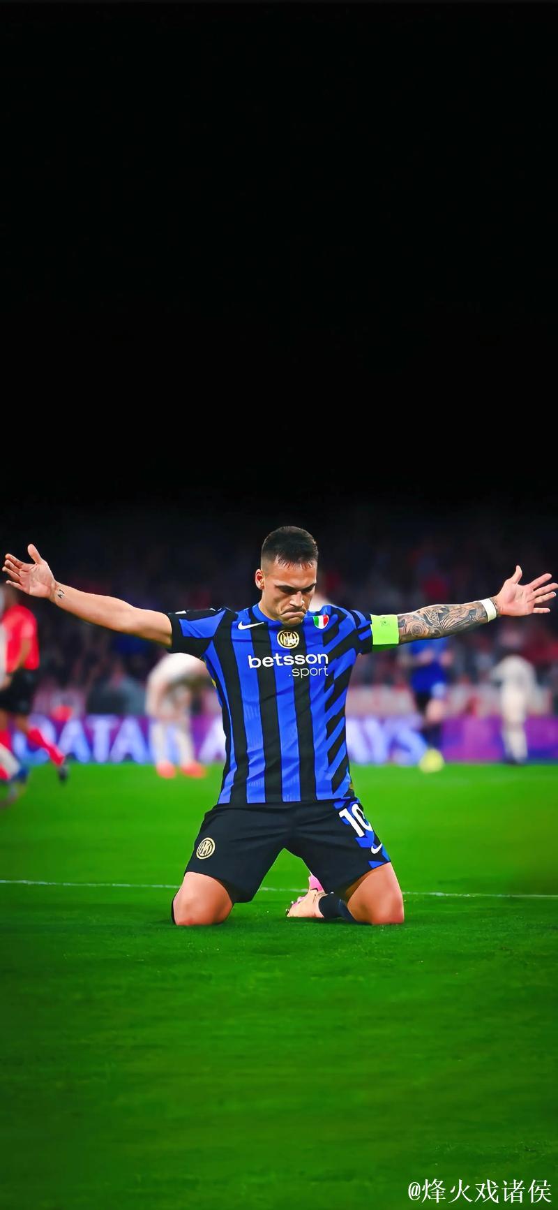 劳塔罗:重返榜首意义非凡,力争推动国米更进一步 劳塔罗:重返榜首意义非凡,力争推动国米更进一步